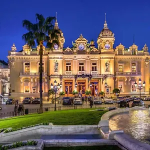 https://compact-designer-studio-next-to-casino-square-ac.fr-provencehotel.com